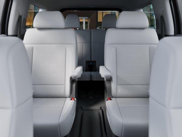 Photo of 2026 Ecotronic Gray Hyundai SANTA FE