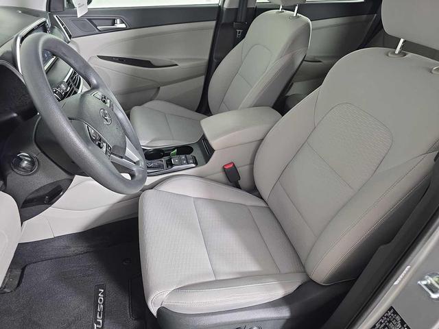 Photo of 2020 Stellar Silver Hyundai TUCSON