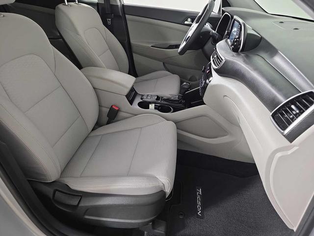 Photo of 2020 Stellar Silver Hyundai TUCSON