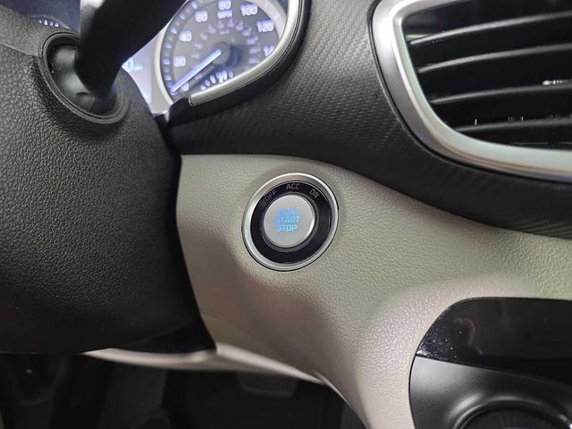 Photo of 2020 Stellar Silver Hyundai TUCSON