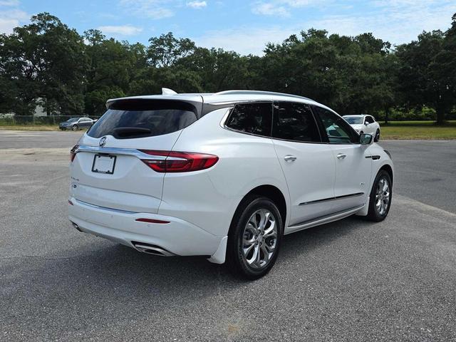 Photo of 2021 White Frost Tricoat Buick Enclave