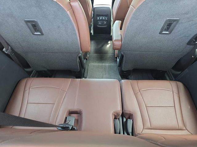 Photo of 2021 White Frost Tricoat Buick Enclave