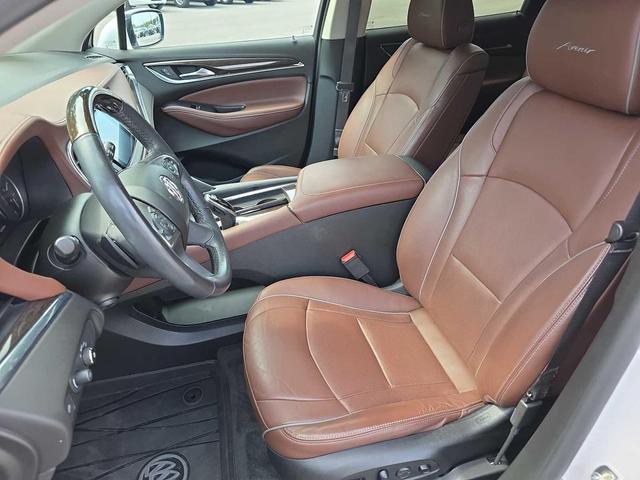 Photo of 2021 White Frost Tricoat Buick Enclave