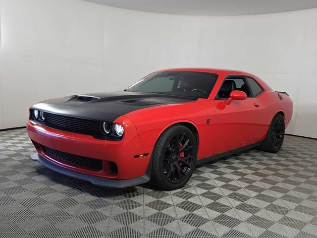 Photo of 2016 Go Mango Dodge Challenger