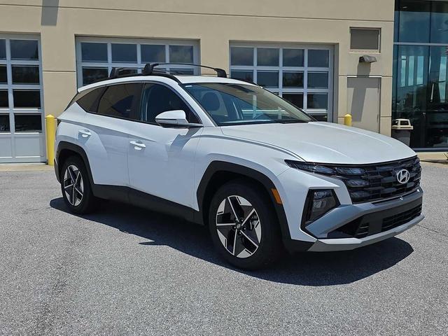 Photo of 2025 Serenity White Pearl Hyundai TUCSON