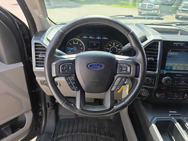 Photo of 2016 Magnetic Metallic Ford F-150