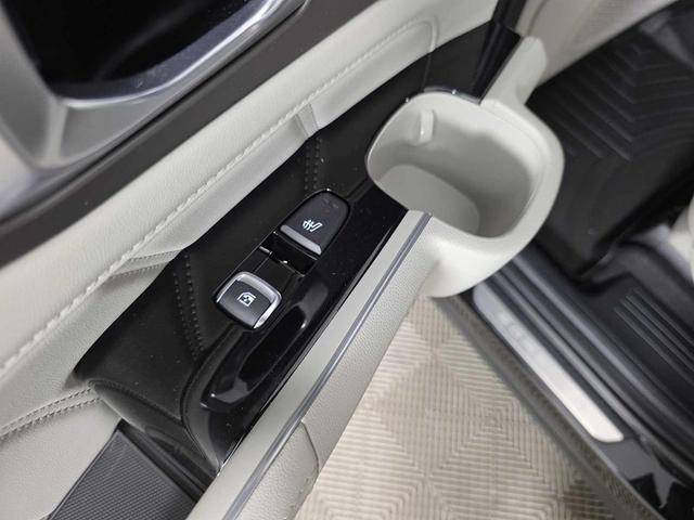 Photo of 2025 Aurora Black Pearl Kia Sorento Hybrid