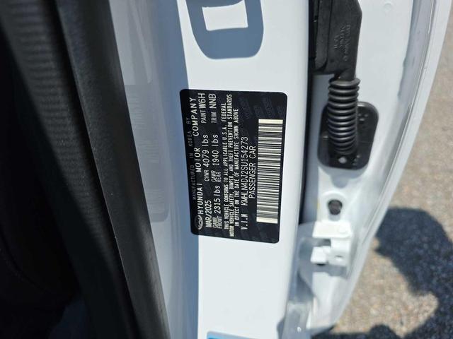 Photo of 2025 Serenity White Hyundai ELANTRA