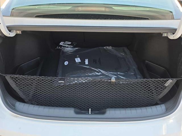 Photo of 2025 Serenity White Hyundai ELANTRA
