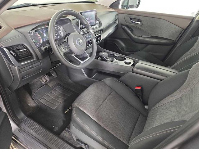 Photo of 2021 Gun Metallic Nissan Rogue