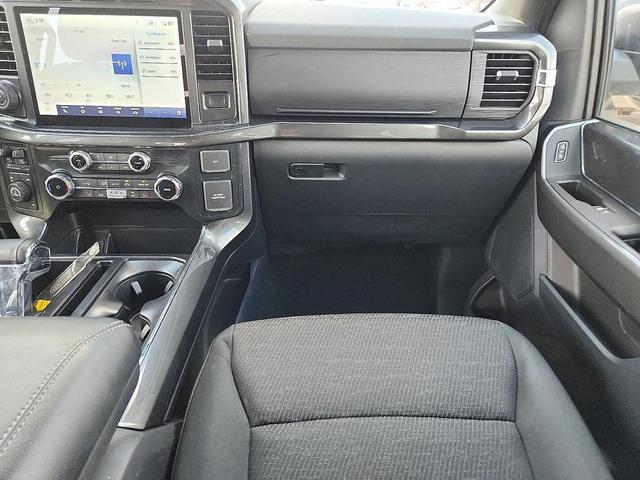 Photo of 2022 Space White Metallic Ford F-150