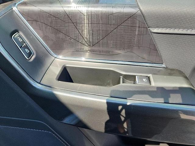 Photo of 2022 Space White Metallic Ford F-150