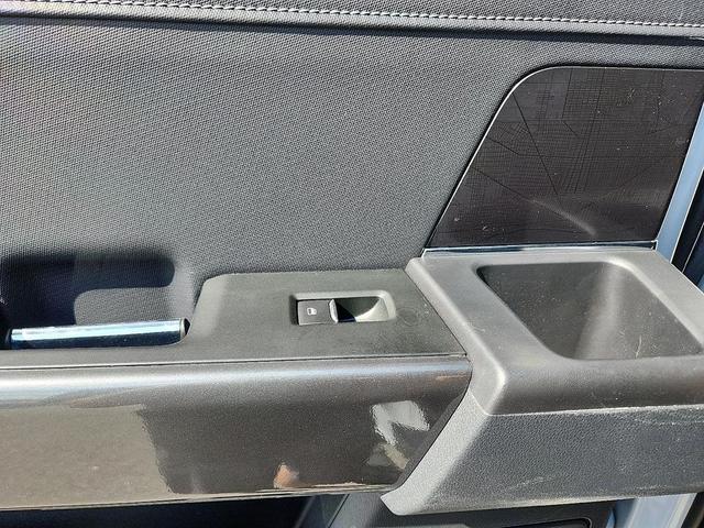 Photo of 2022 Space White Metallic Ford F-150