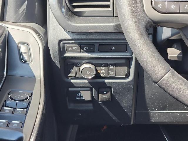 Photo of 2022 Space White Metallic Ford F-150
