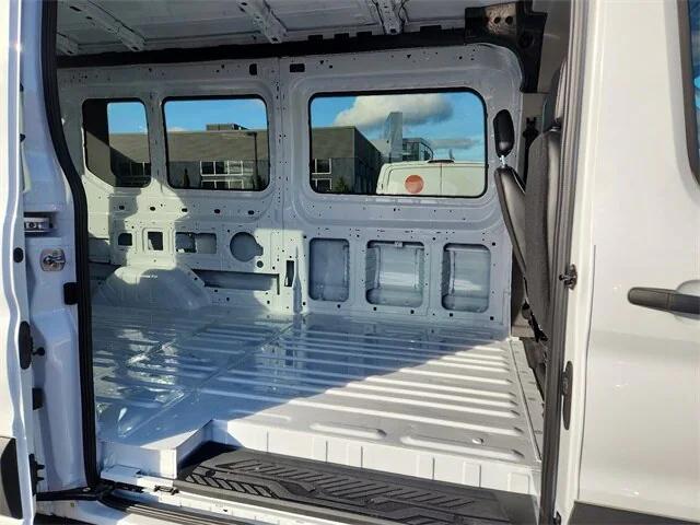 Photo of 2024 Oxford White Ford Transit-350