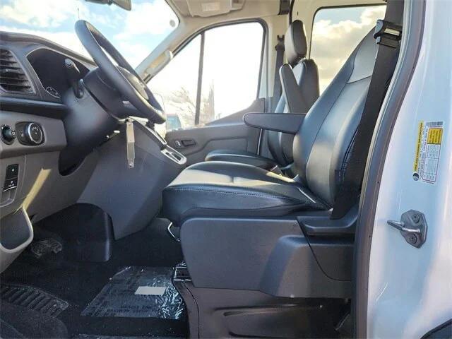 Photo of 2024 Oxford White Ford Transit-350