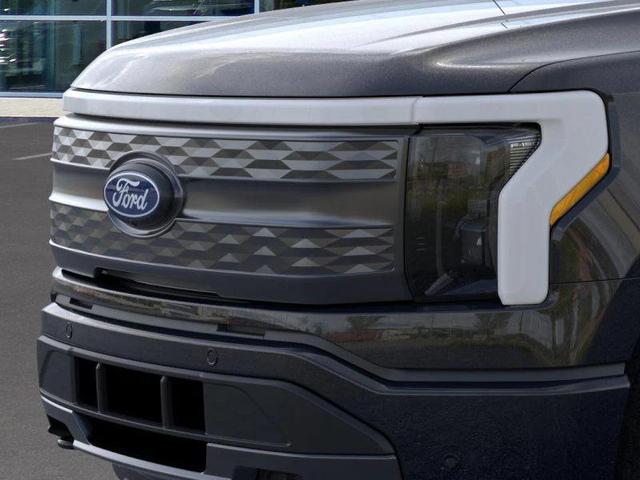Photo of 2025 Agate Black Metallic Ford F-150 Lightning