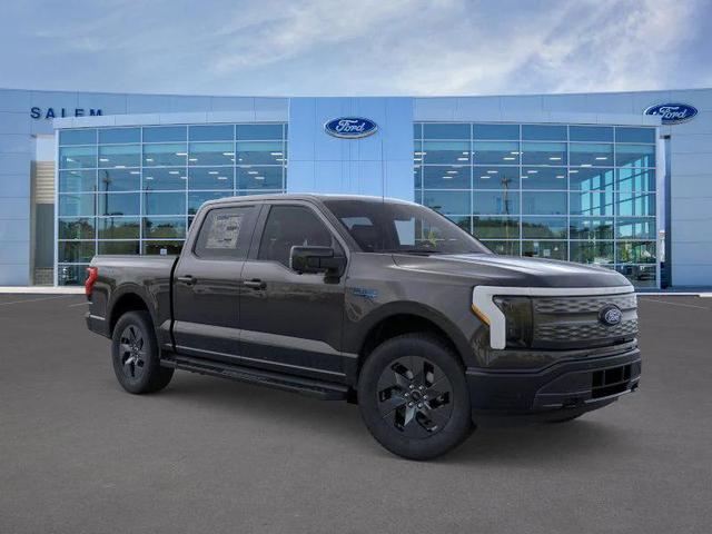 Photo of 2025 Agate Black Metallic Ford F-150 Lightning