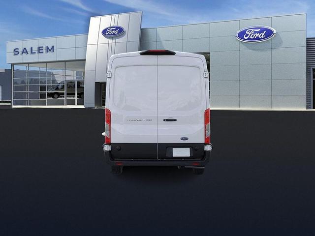 Photo of 2025 Oxford White Ford Transit-250