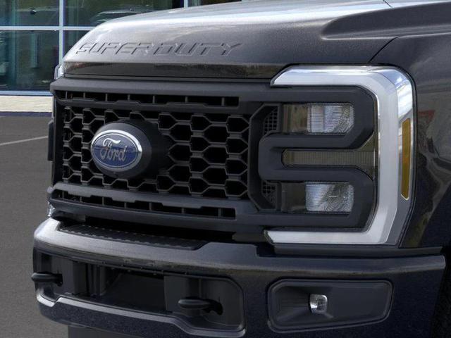 Photo of 2025 Agate Black Metallic Ford F-350