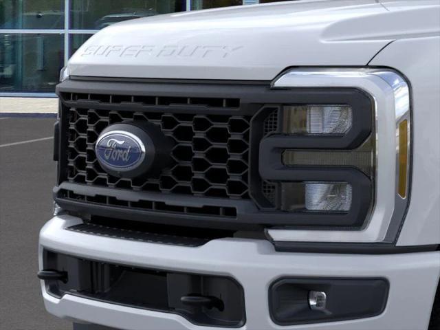 Photo of 2025 Oxford White Ford F-250