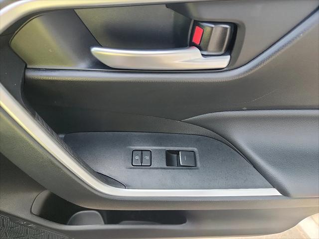 Photo of 2024 Midnight Black Metallic Toyota RAV4