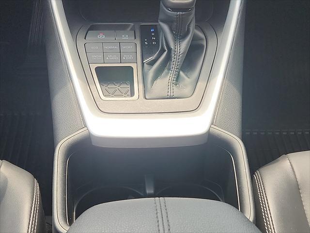 Photo of 2024 Midnight Black Metallic Toyota RAV4