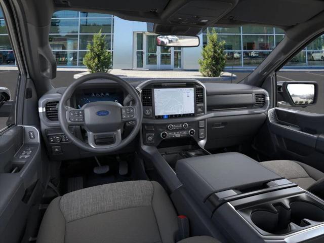 Photo of 2025 Oxford White Ford F-150
