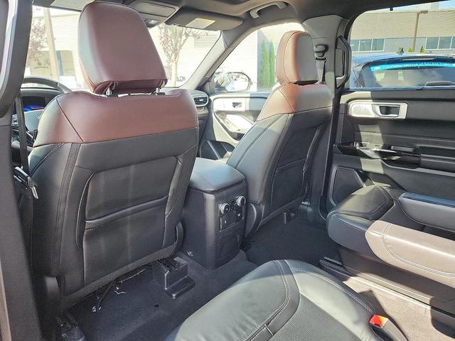 Photo of 2022 Star White Metallic Tri-Coat Ford Explorer