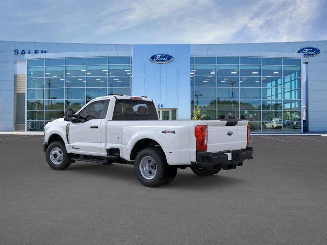 Photo of 2025 Oxford White Ford F-350
