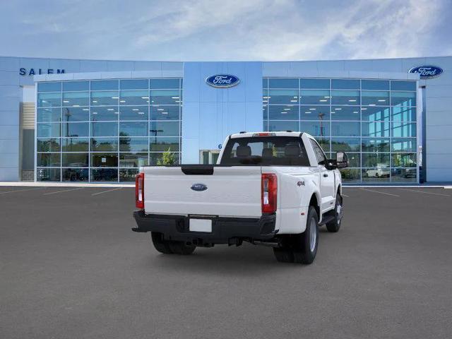 Photo of 2025 Oxford White Ford F-350