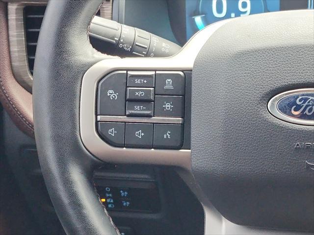 Photo of 2023 Black Metallic Ford Expedition