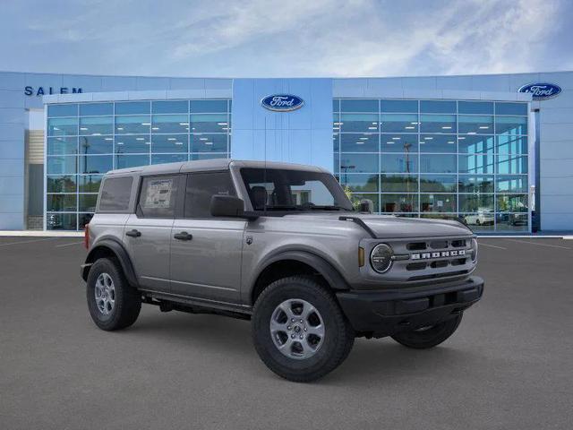 Photo of 2025 Carbonized Gray Metallic Ford Bronco