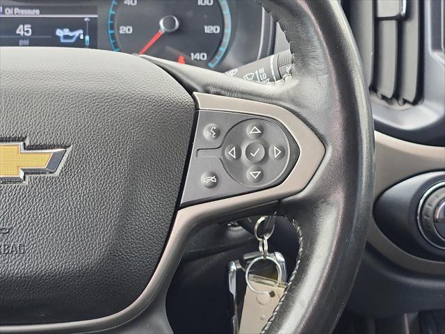 Photo of 2018 Summit White Chevrolet Colorado