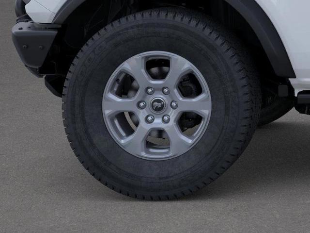 Photo of 2024 Oxford White Ford Bronco
