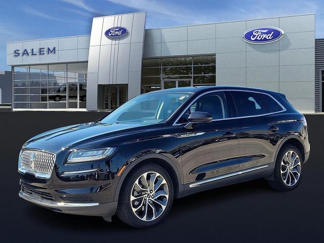 Photo of 2022 Infinite Black Metallic Clearcoat Lincoln Nautilus