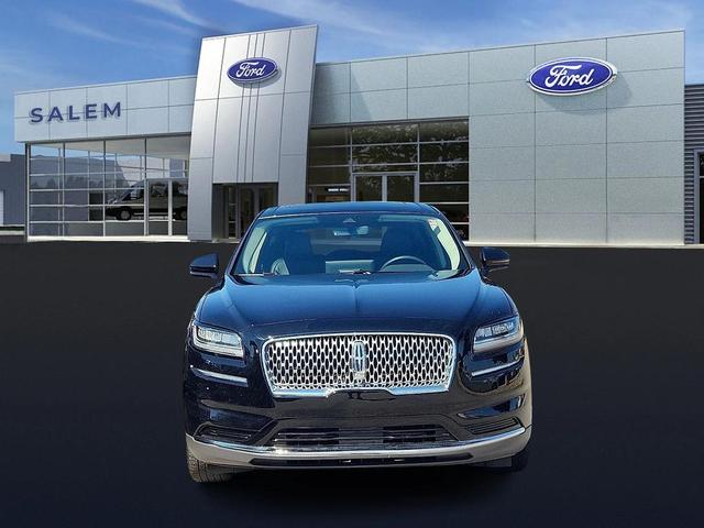 Photo of 2022 Infinite Black Metallic Clearcoat Lincoln Nautilus