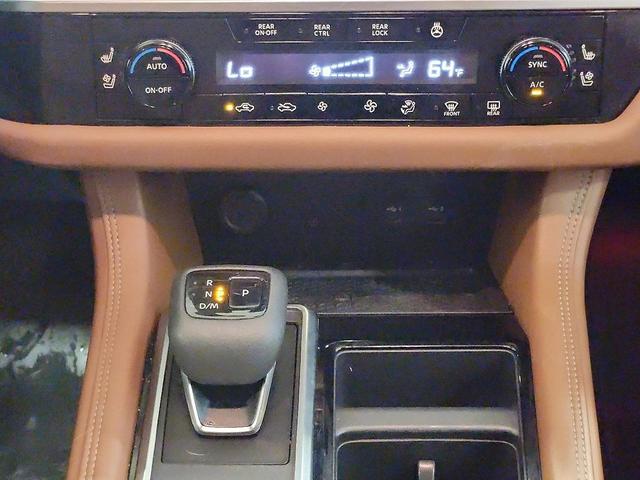 Photo of 2023 Super Black Nissan Pathfinder