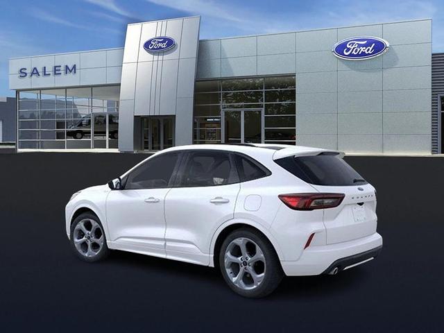 Photo of 2024 Star White Metallic Tri-Coat Ford Escape