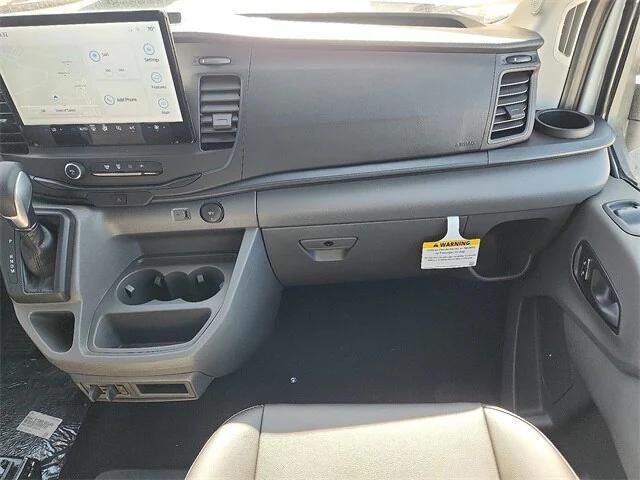 Photo of 2025 Oxford White Ford Transit-350