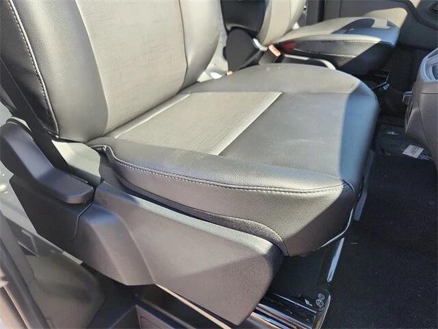 Photo of 2025 Oxford White Ford Transit-350