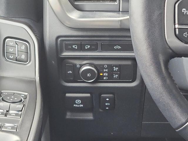 Photo of 2022 Black Metallic Ford F-150