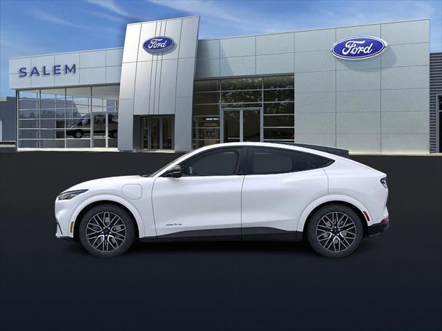 Photo of 2025 Star White Metallic Tri-Coat Ford Mustang Mach-E