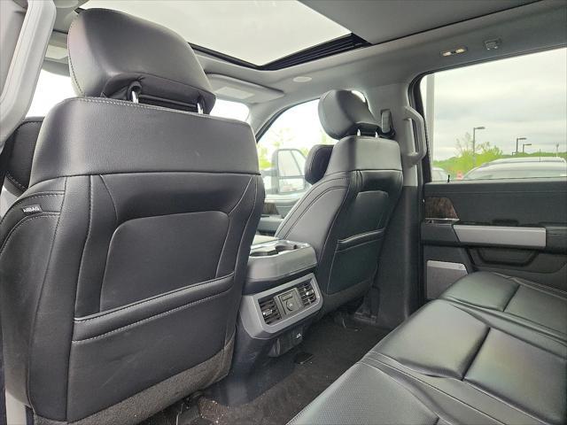 Photo of 2024 Carbonized Gray Metallic Ford F-250