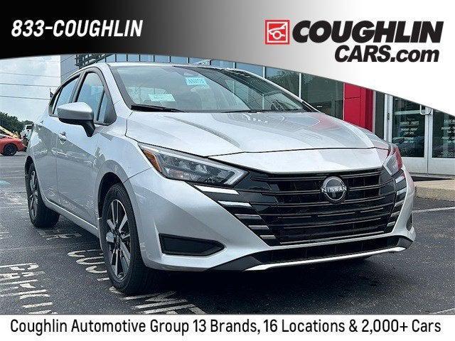 Photo of 2025 Brilliant Silver Metallic Nissan Versa