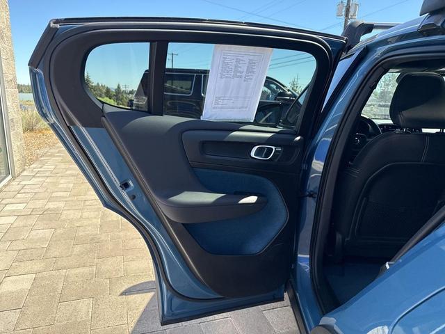 Photo of 2023 Fjord Blue Metallic Volvo C40 Recharge Pure Electric