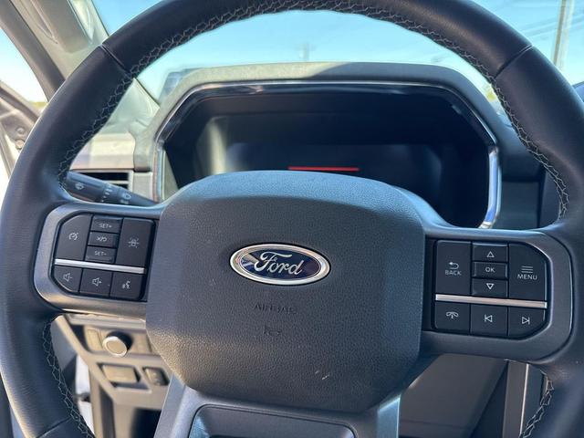Photo of 2023 Oxford White Ford F-150 Lightning