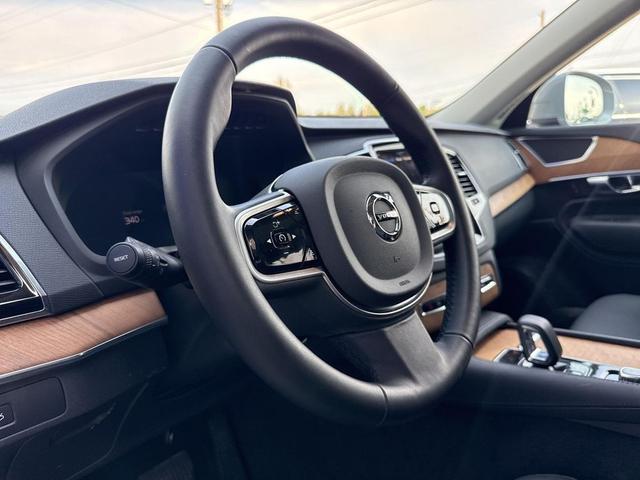 Photo of 2025 Grey Volvo XC90