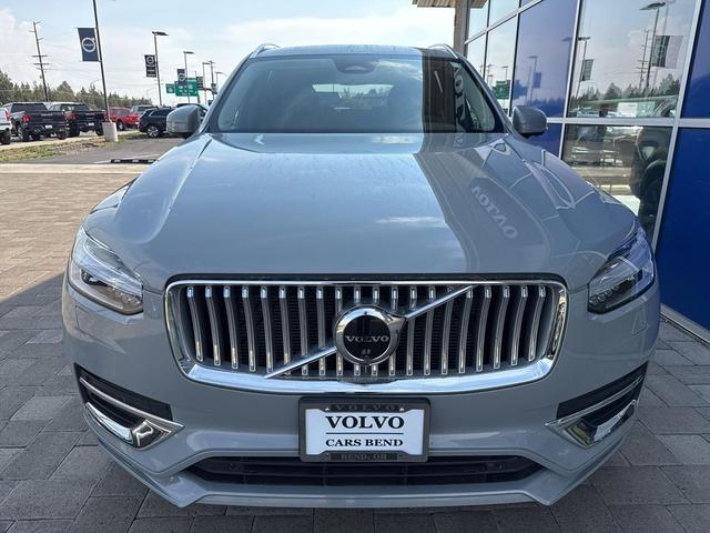 Photo of 2025 Grey Volvo XC90