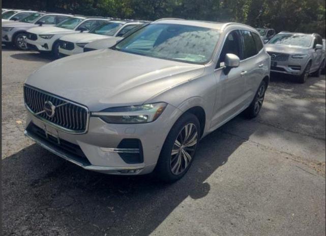Photo of 2022 Silver Dawn Metallic Volvo XC60